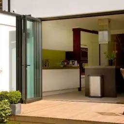 Airclos S70 RPT Puertas plegables. Vivienda unifamiliar, Reino Unido